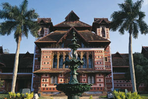 www.ayurveda-india.it:  napier museum, trivandrum